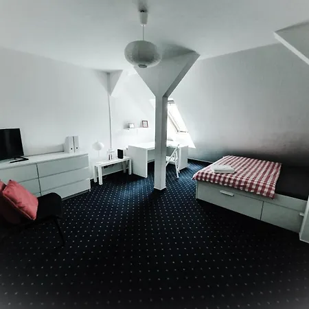 6 Bedroom Private & Lounge Lägenhet Rostock