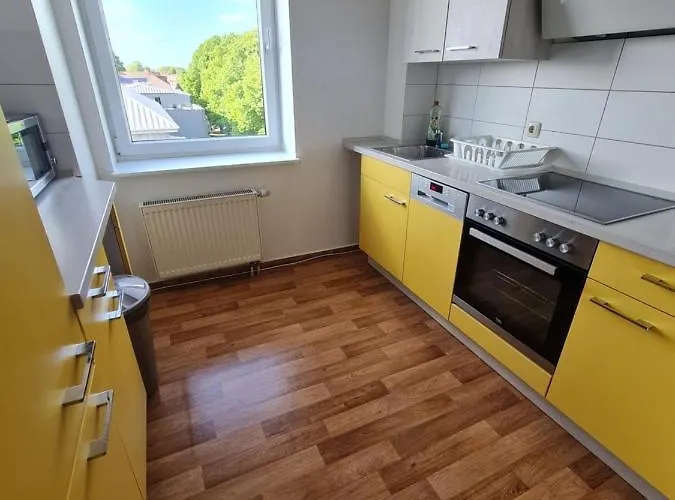 アパート 6 Bedroom Private & Lounge *